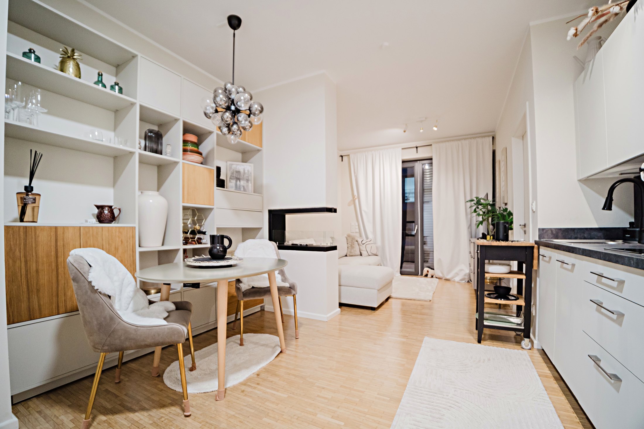 Kitchen and dining area